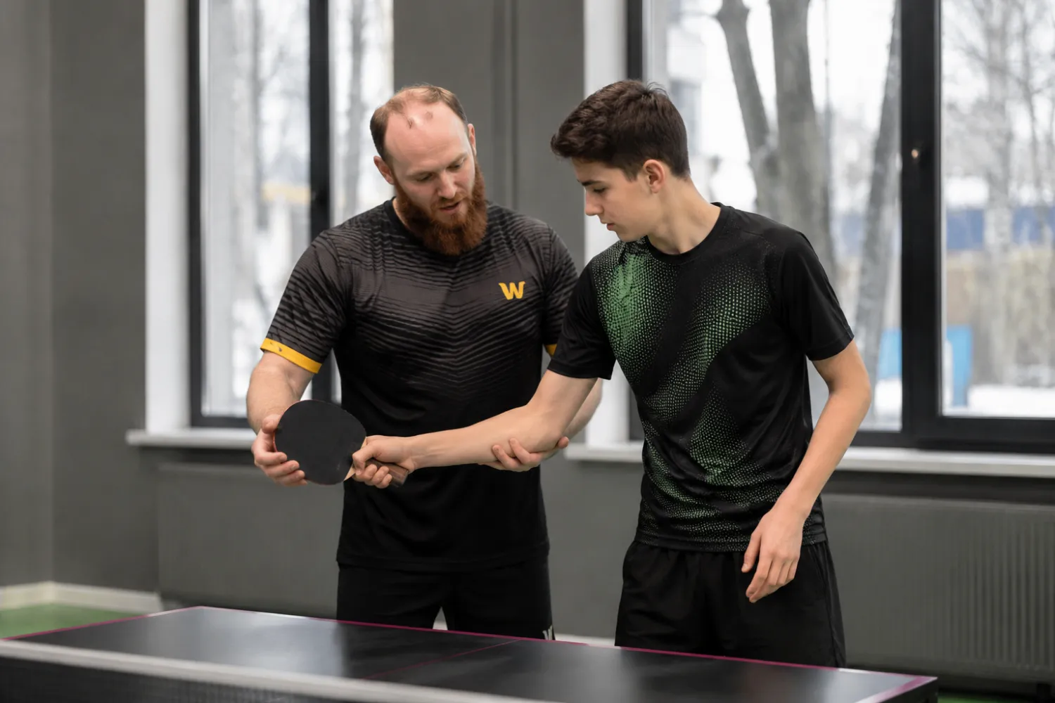 Постановка руки ученику